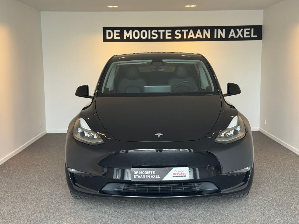 Tesla Model Y long range awd 75 kwh