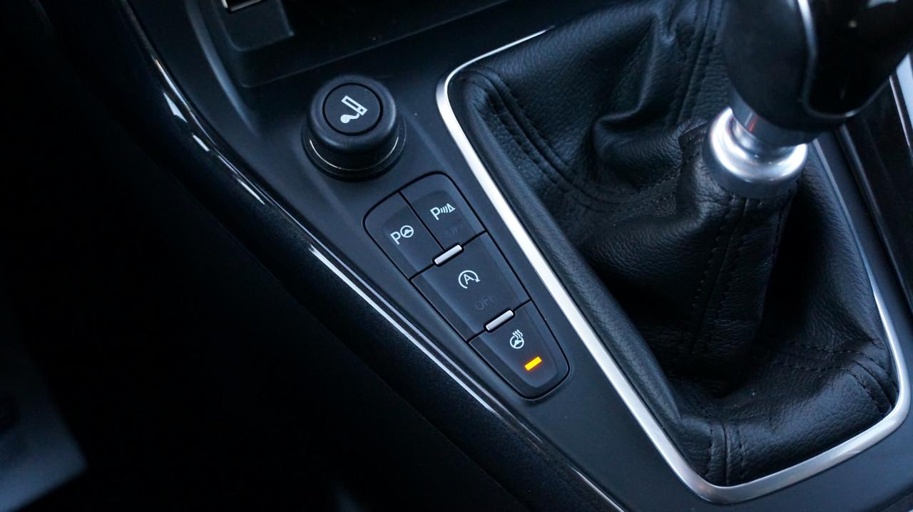 Ford Focus Wagon 1.0 Titanium rijklaar incl garantie