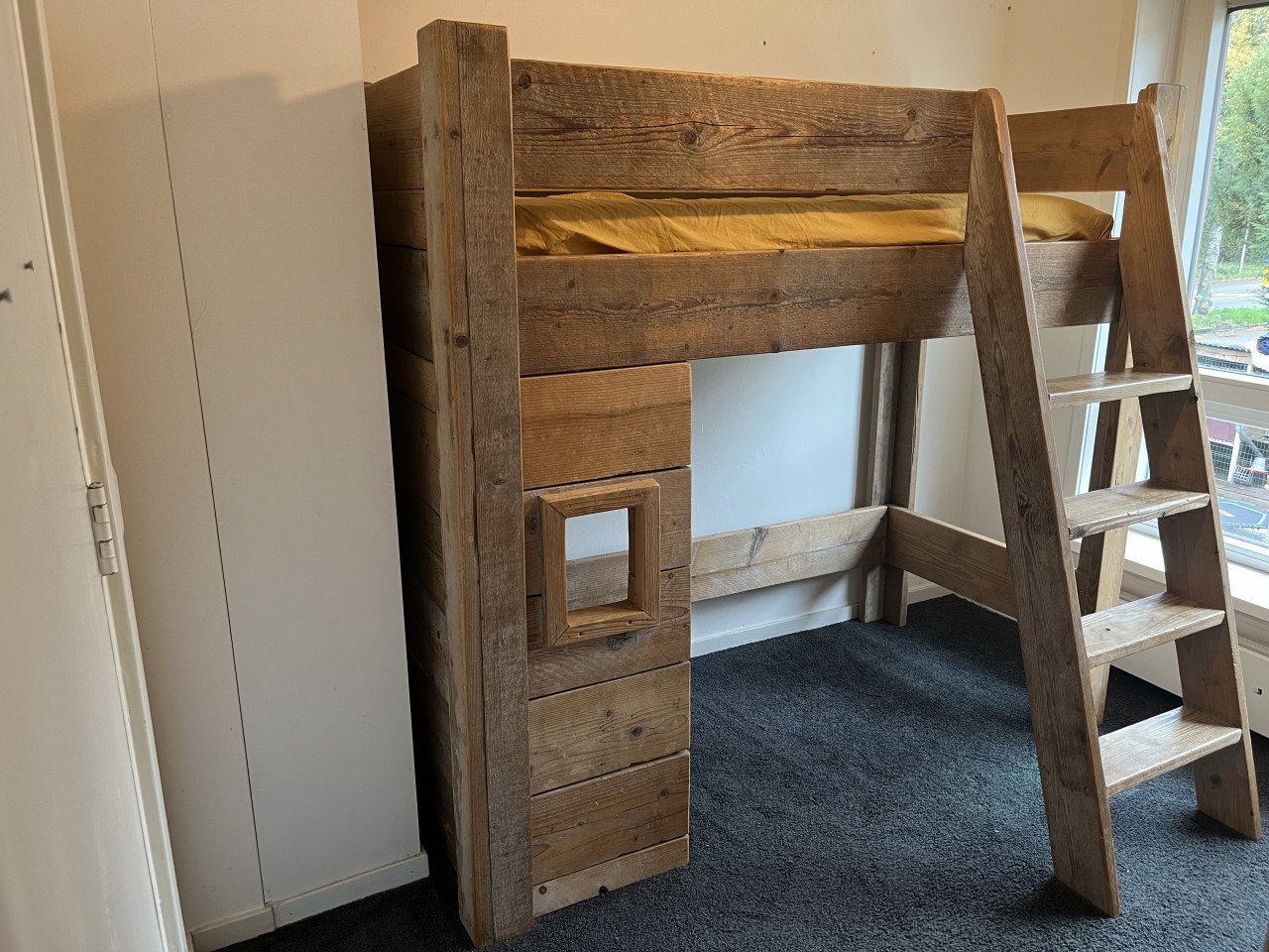 Hoogslapers halfhoogslapers JORG Steigerhout peuter/ kleuter/ junior bed