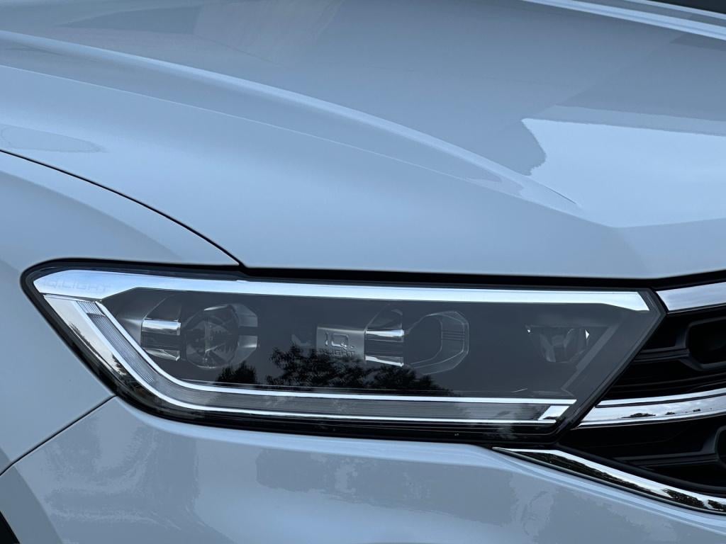 Volkswagen T-roc 1.5 tsi 150pk dsg style | trekhaak | navi | iq light | ada