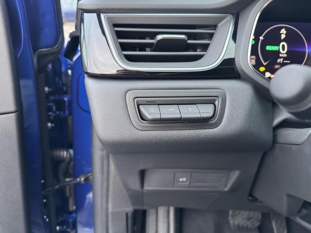 Mitsubishi Grandis 1.8 hev first edition