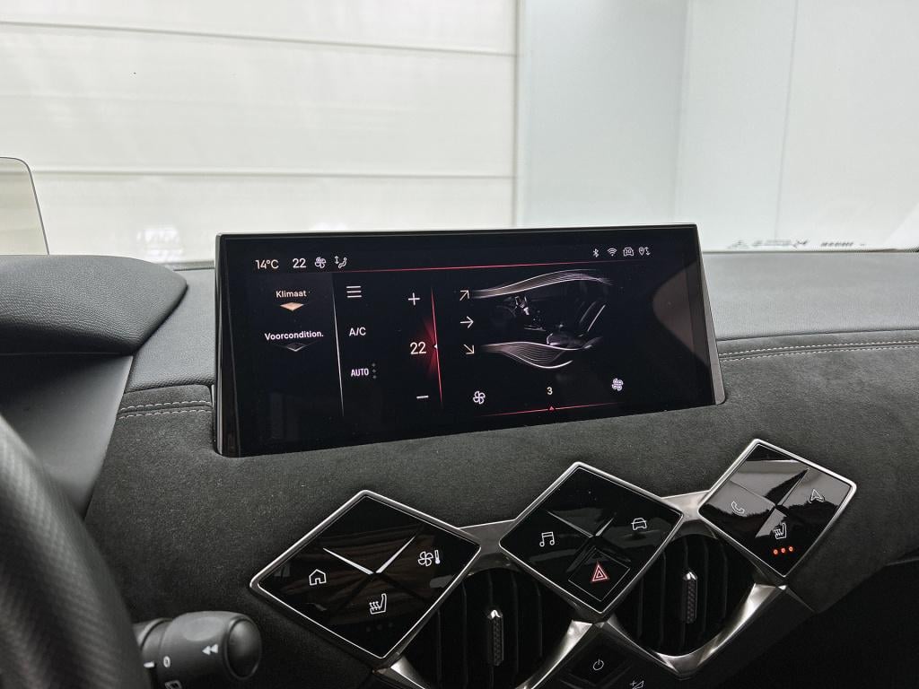 Ds Ds 3 e-tense performance line+ 54 kwh | head-up display | leder | stoelv