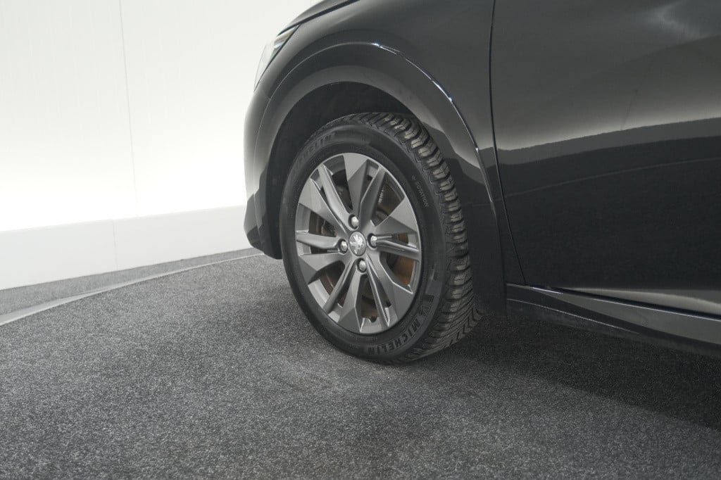 Peugeot 208 ev allure 50 kwh | 3 fase laadfunctie | parkeersensoren | apple