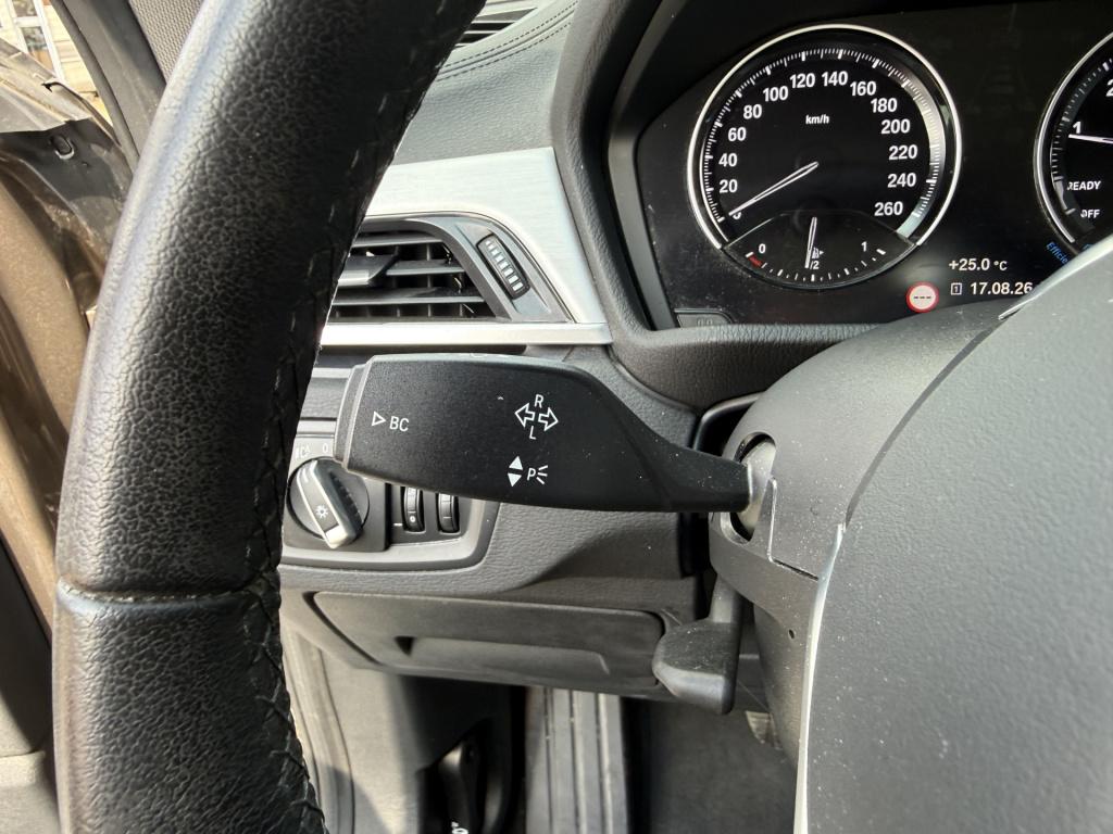 BMW X1 sdrive20i automaat high executive
