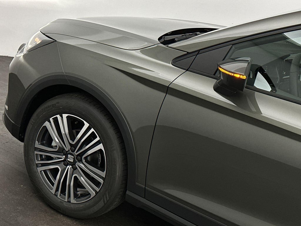 Seat Arona style business connect 1.0 85 kw / 115 pk ecotsi s