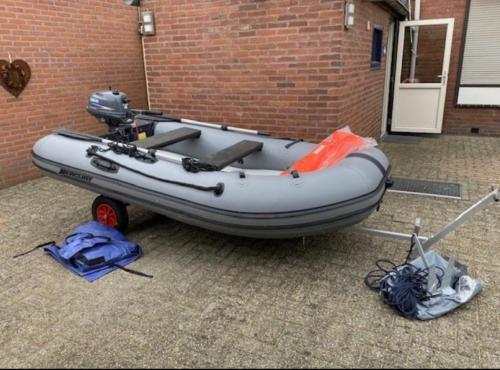 Mercury rubberboot 320