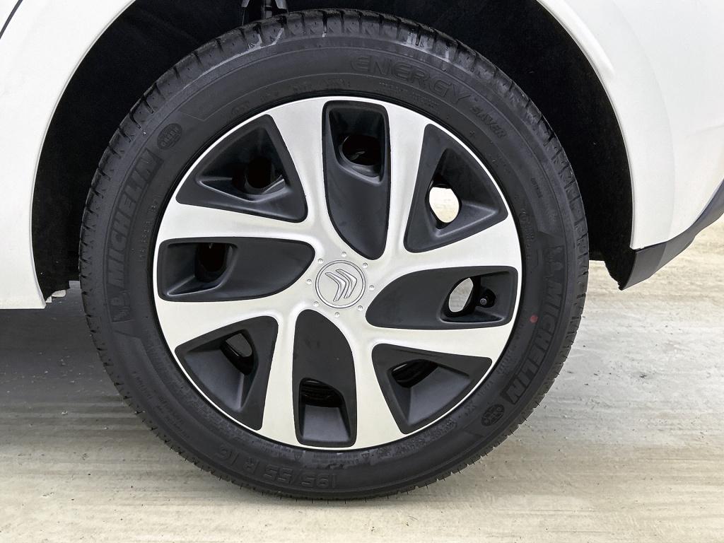 Citroen C3 82pk collection | rijklaar | parkeersensoren | navigatie | clima