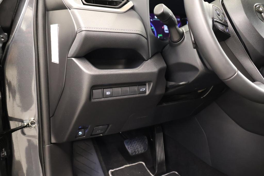 Toyota Rav4 2.5 hybrid dynamic| camera| adap.cruise| keyless