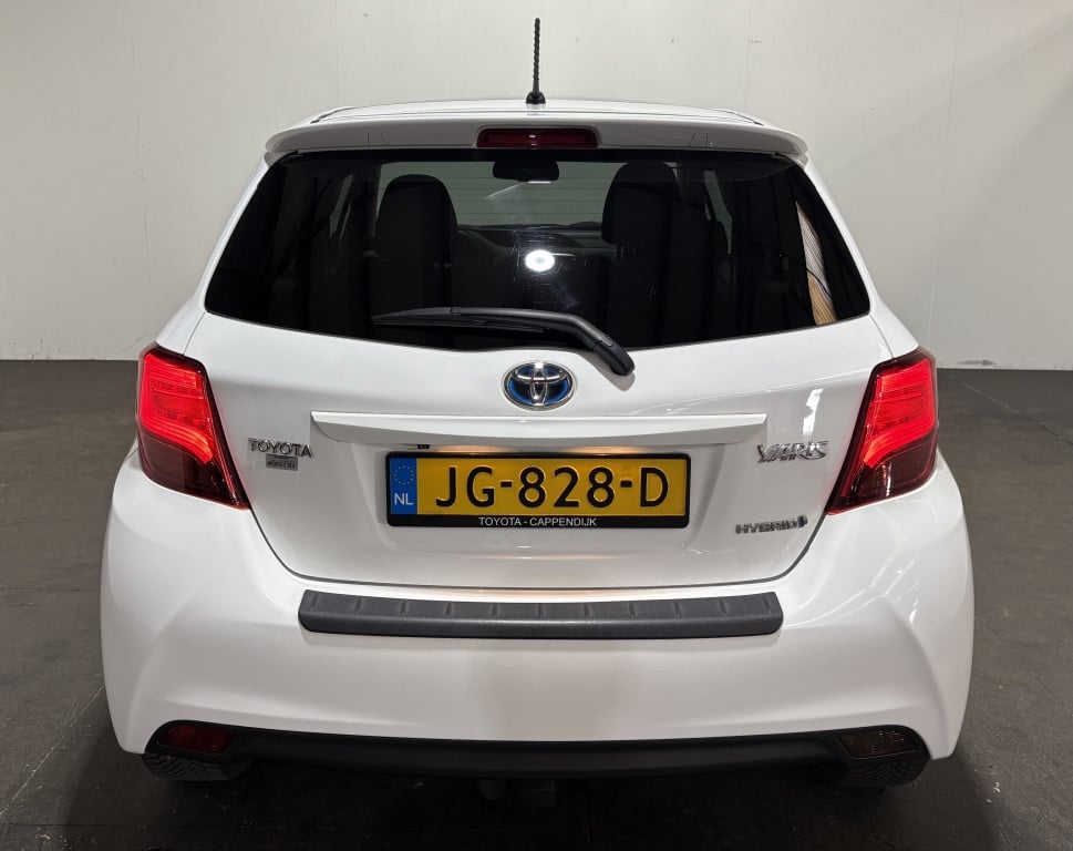 Toyota Yaris 1.5 hybrid dynamic