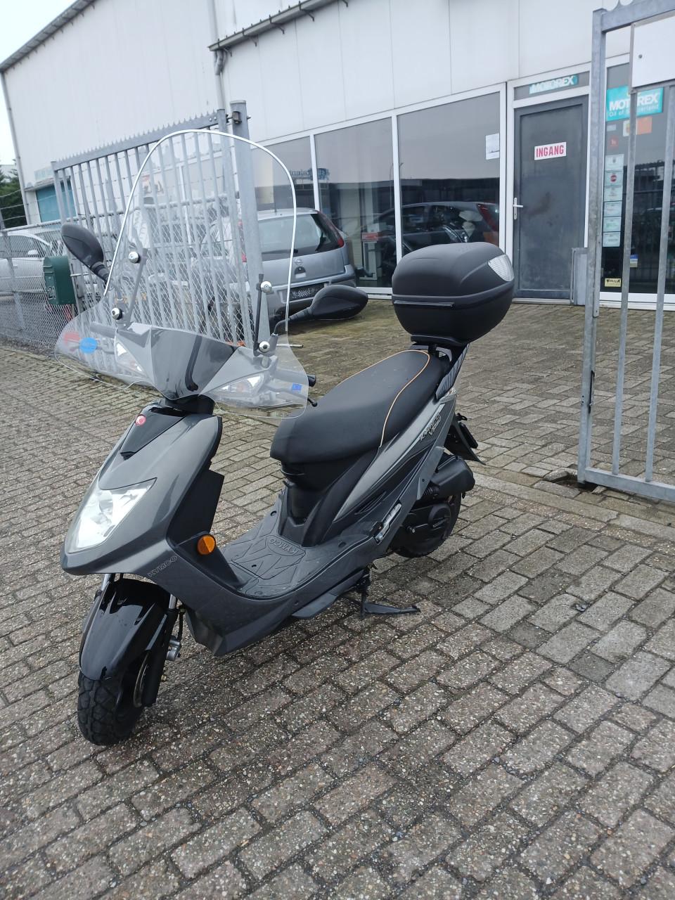 Kymco VP50
