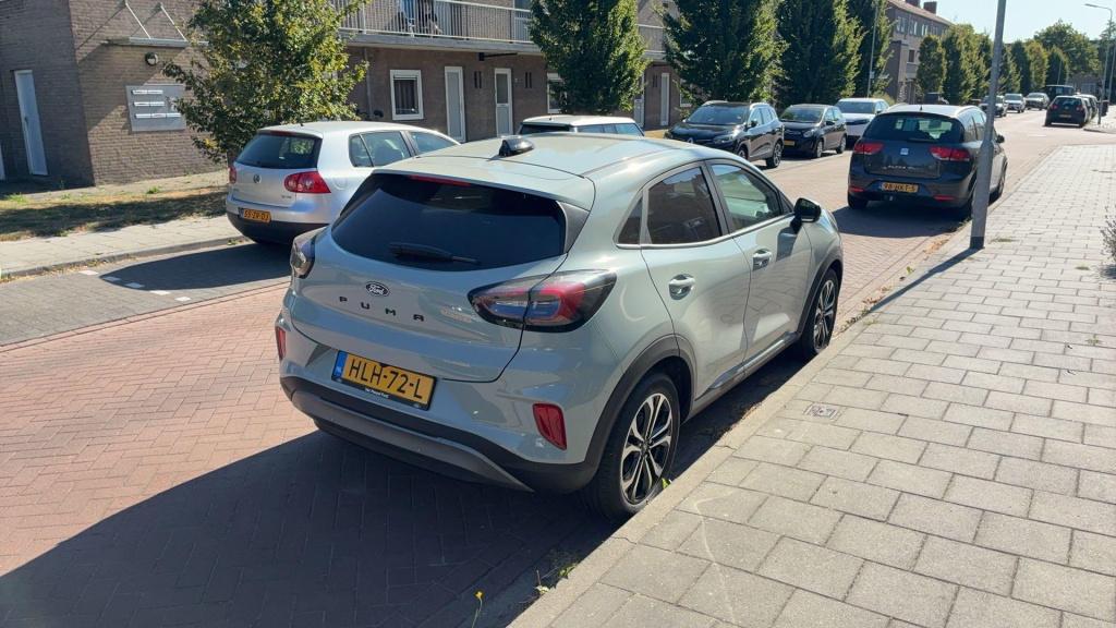 Ford Puma 1.0 ecoboost hybrid titanium
