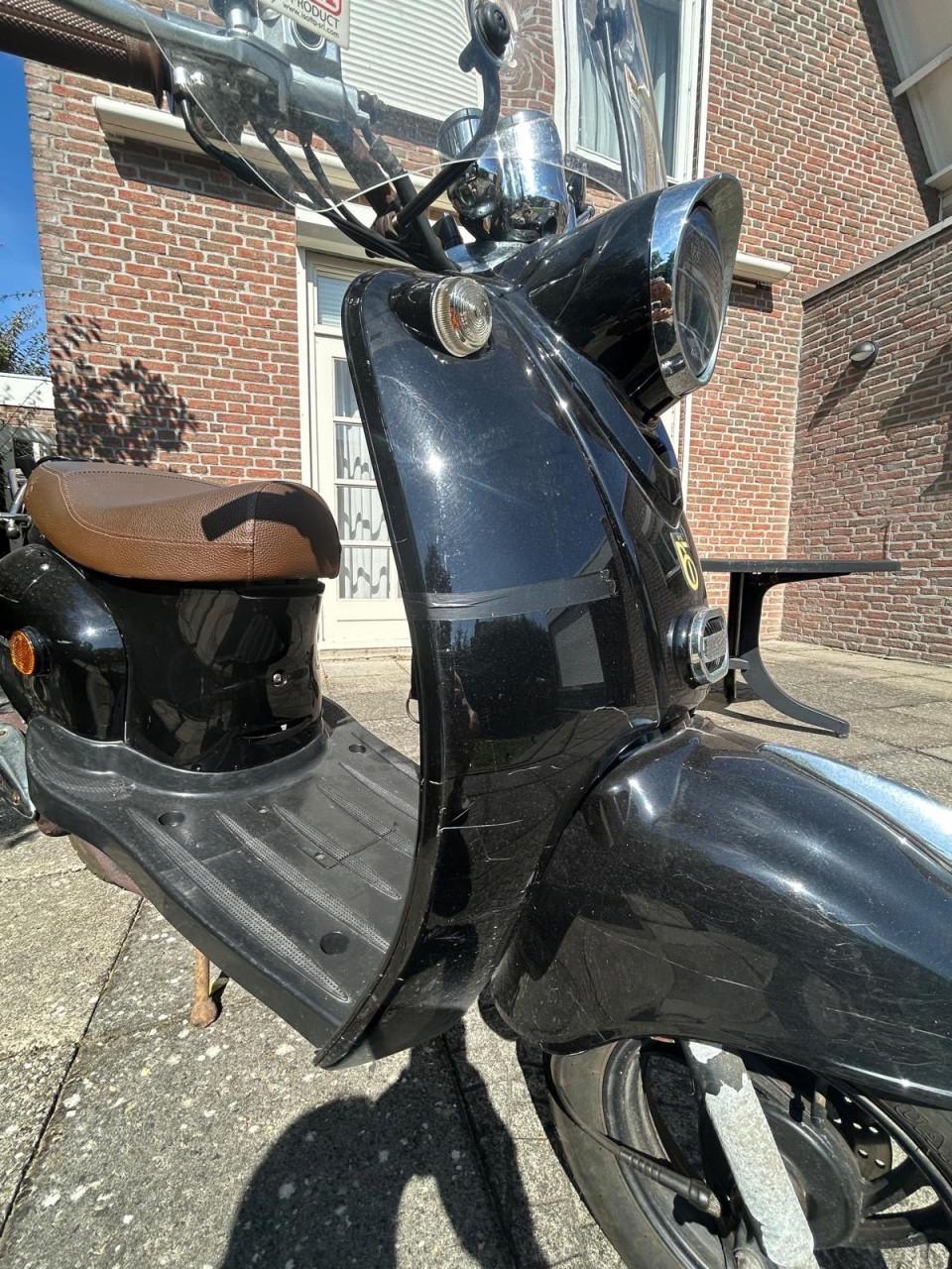 BTC Old Classic scooter