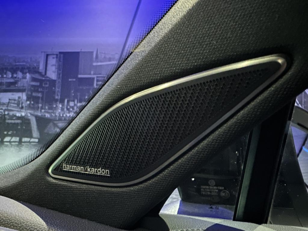 Volkswagen Tiguan 1.5 etsi r-line business *standkachel*pano*trekhaak*harma