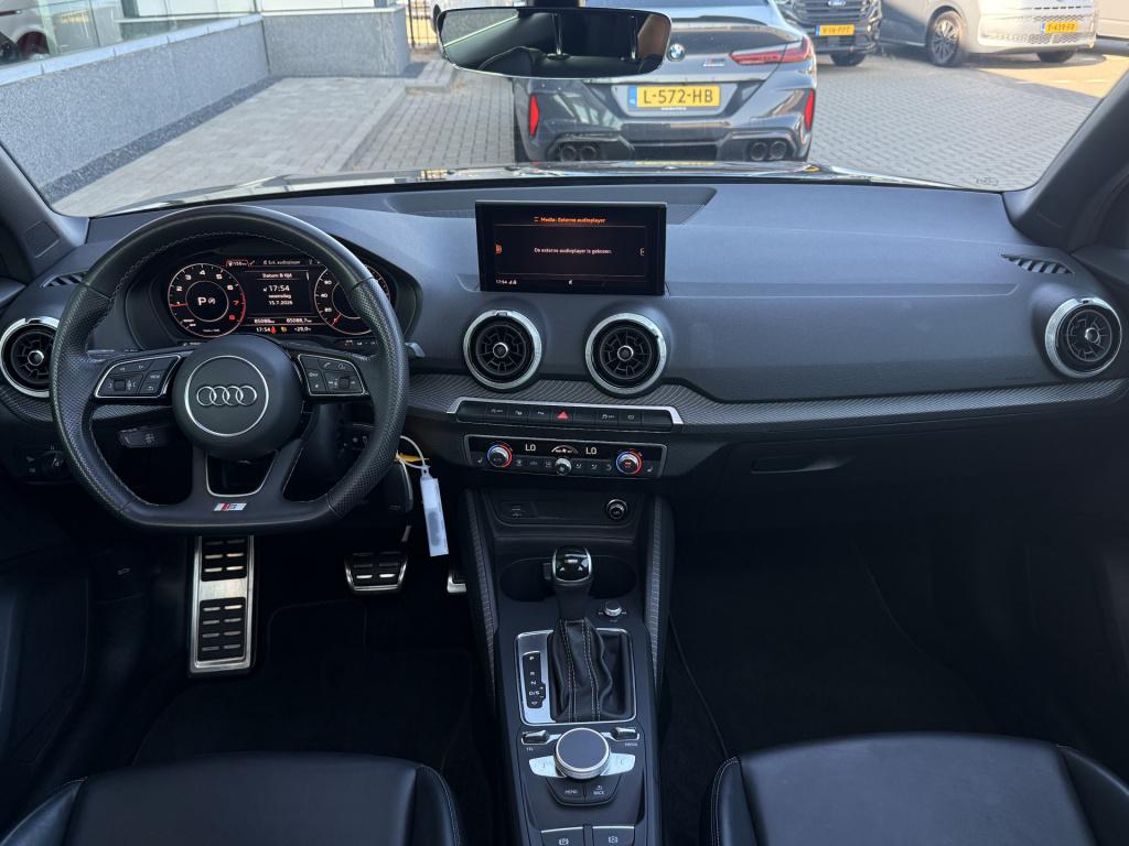 Audi Q2 35 tfsi s edition | pano | leder | vc | matrix | camera | stoelverw