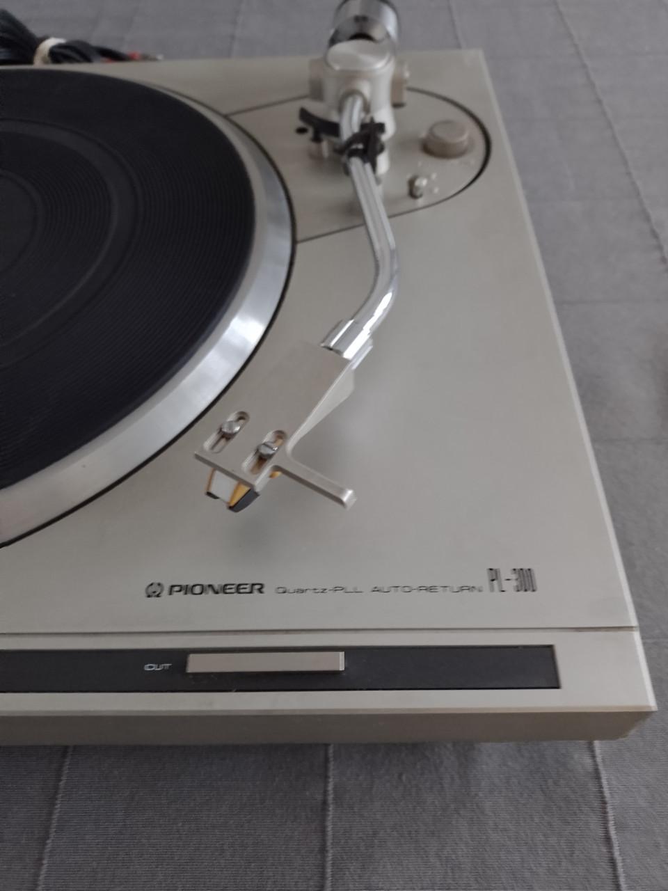 Pioneer platenspeler met nieuwe Tonar Diamond Naald