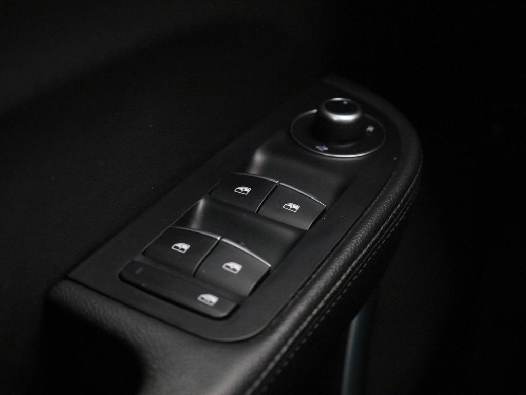 Alfa Romeo Giulia 2.0t sprint | automaat | navigatie | apple carplay / andr