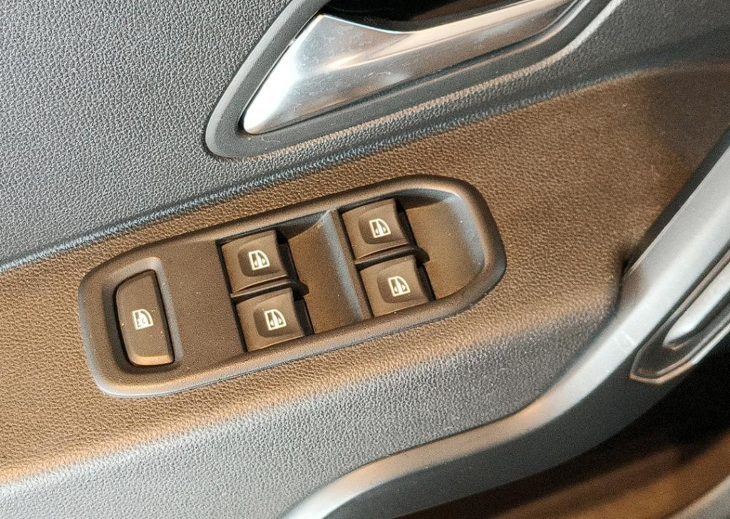 Dacia Duster 1.6 sce comfort lpg