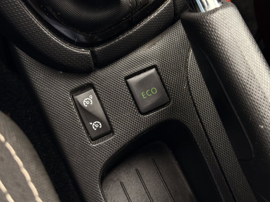 Renault Clio estate 0.9 tce expression | cruise control | bluetooth telefoo
