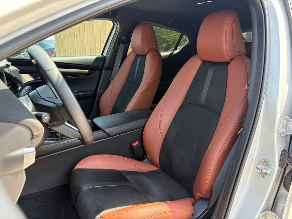 Mazda 3 2.0 e-skyactiv-g m hybrid 122 homura