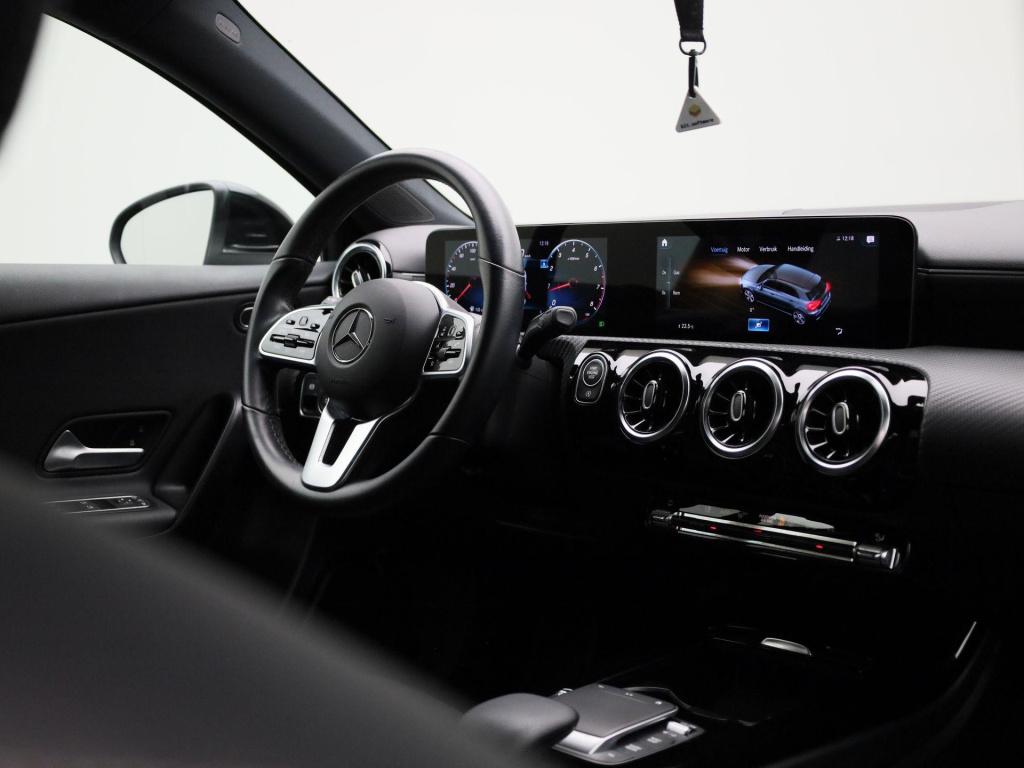 Mercedes-Benz A-Klasse 180 business solution | automaat | apple carplay / a