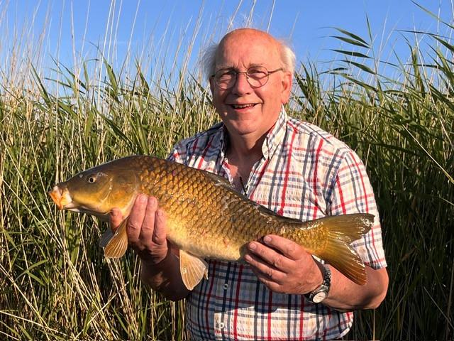 €17,50 voor een jaarvissen met 2 hengels in een zeer mooie Karper gebied.