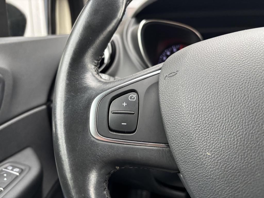 Renault Captur 1.3 tce intens
