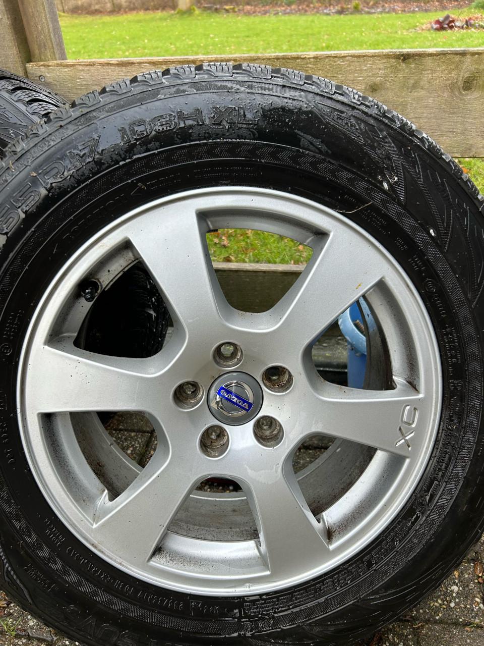 17 inch velgen Volvo xc60 winterbanden