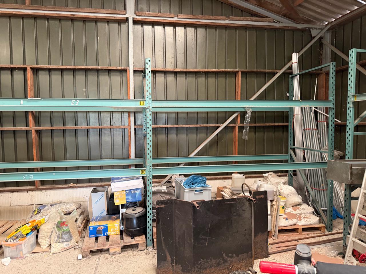 Zware metalen stellingen 33m2
