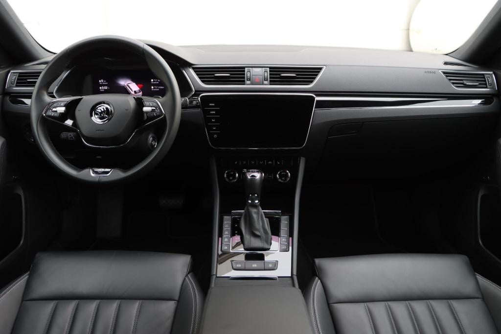 Skoda Superb combi 1.4 tsi laurin & klement 218pk dsg6 | lederen bekleding 