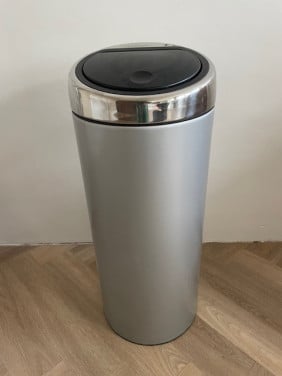 Brabantia touch bin 30L
