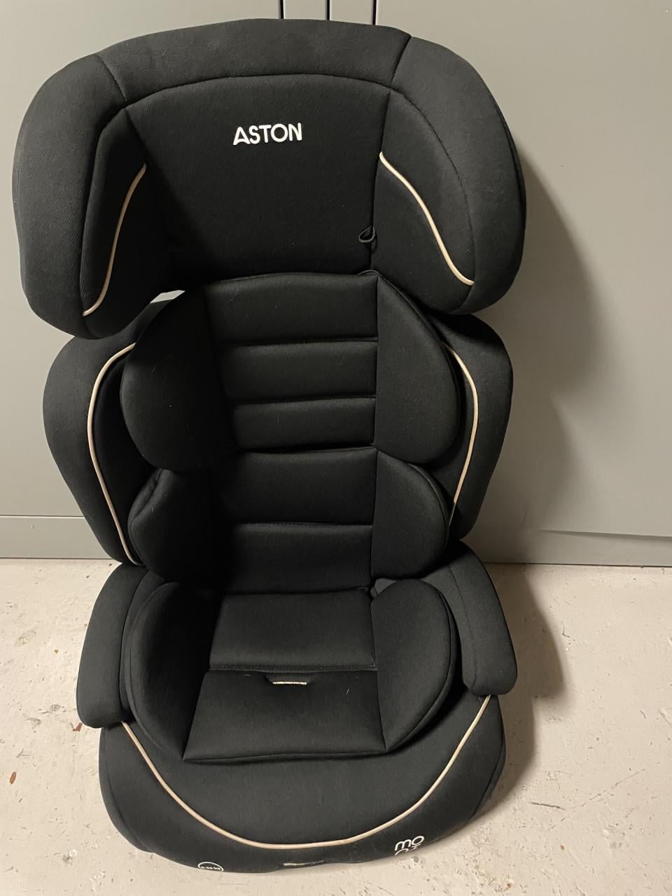 MoMi Aston autostoeltje