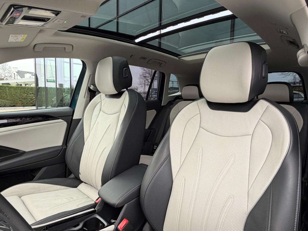 Volkswagen Tiguan 1.5 ehybrid elegance | full option | leder | panormadak |