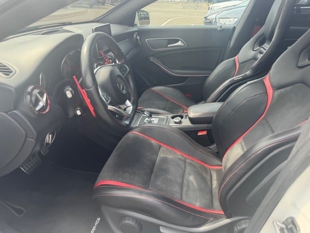 Mercedes-Benz Cla amg 45 4matic l 361 pk l dealer onderhouden l panoramadak