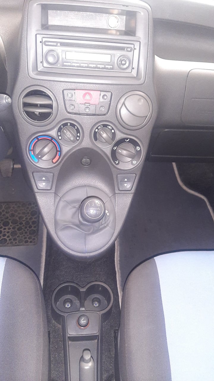 Fiat Panda Dynamic 2007 Airco Trekhaak Verse all seasonbanden Lange APK!