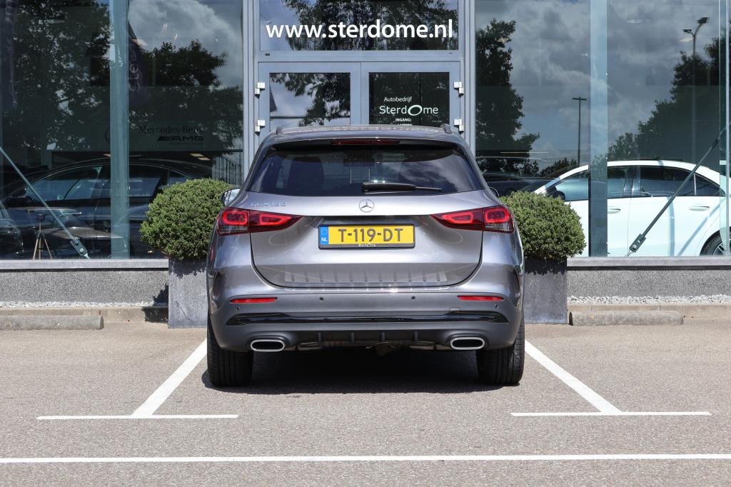 Mercedes-Benz Gla-klasse 180 amg line l automaat i achteruitrij camera l te