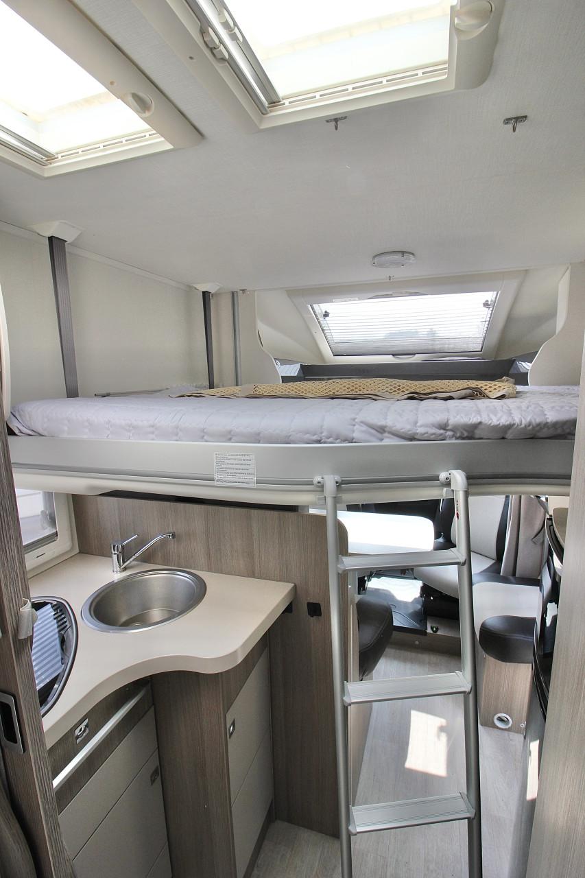 Challenger 288EB (Queensbed+Hefbed, 28000KM!!, ALS NIEUW!!)