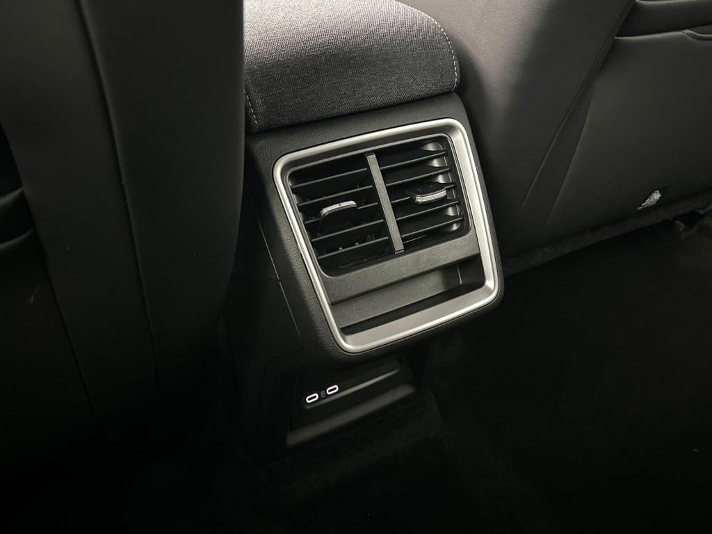 Skoda Elroq business edition elektromotor 210 kw / 286 pk suv