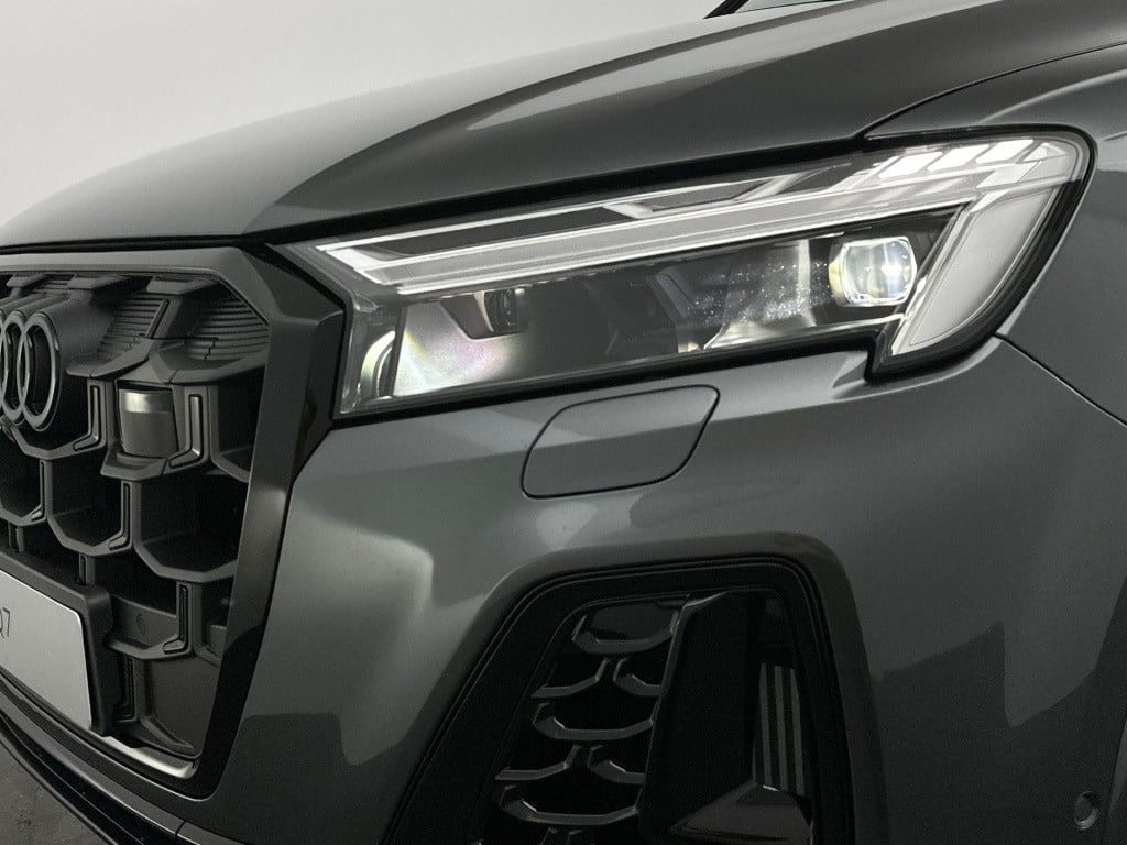Audi Q7 pro line s 55 tfsi e 290 kw / 394 pk suv 8 versn.