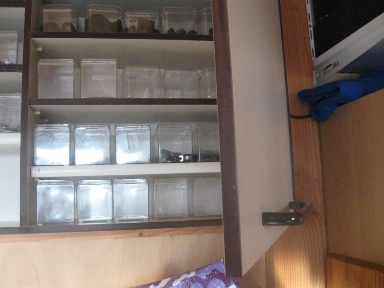 Hang kast voor garage of schuur