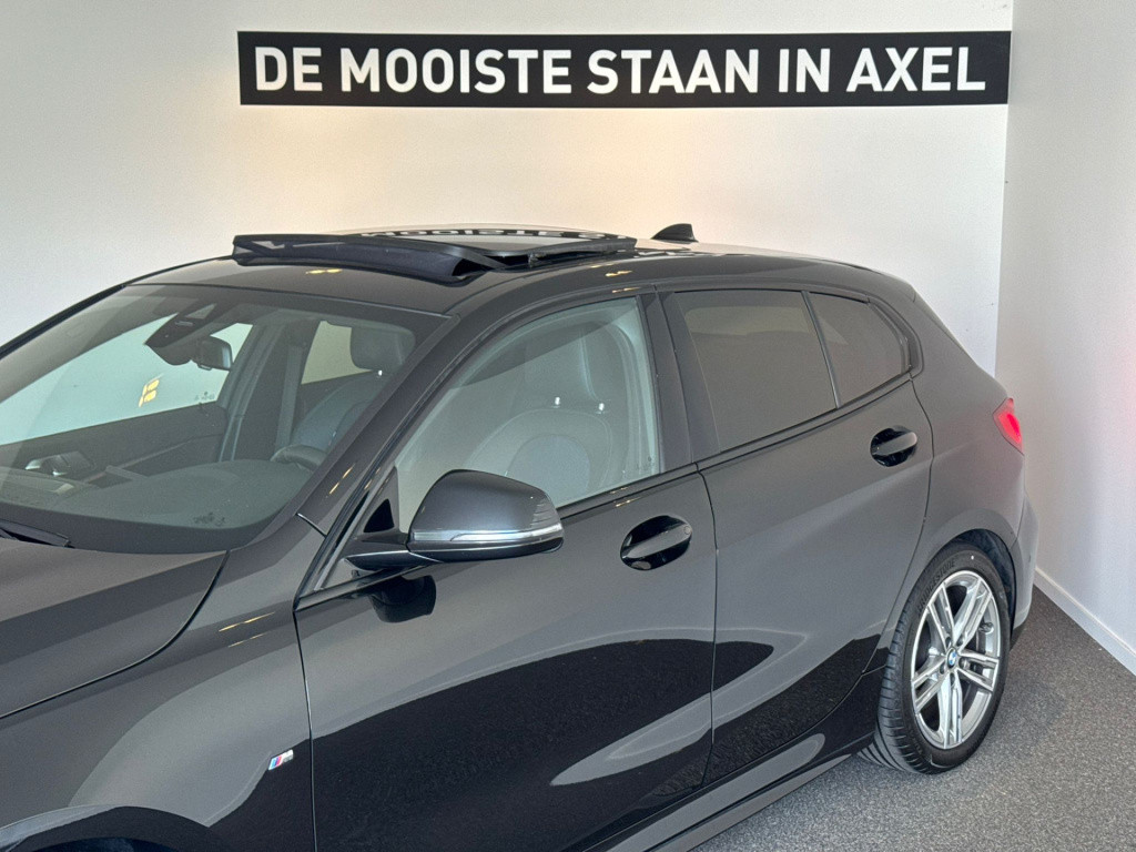 BMW 1 Serie 118i high executive m-sport