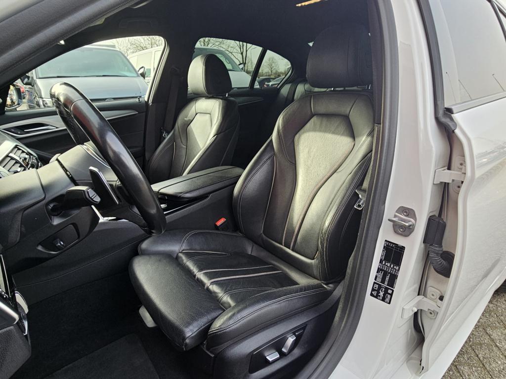 BMW 5 Serie m550i xdrive high executive | head-up | elek. trekhaak | rijkla