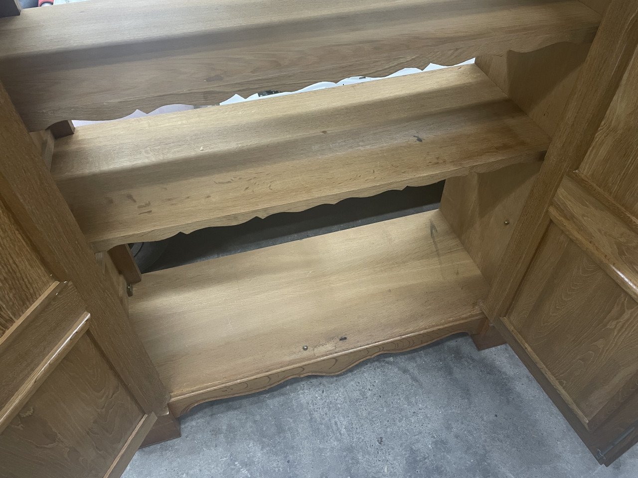 Mooie lange eikenhouten buffet kast