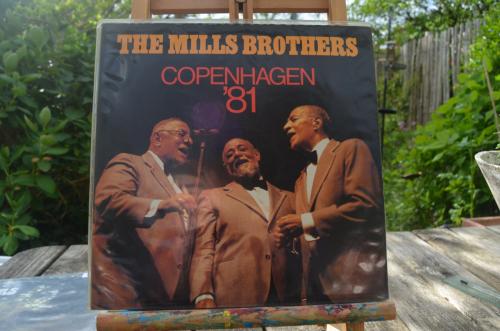 Heel veel LP's Mills Brothers (4)