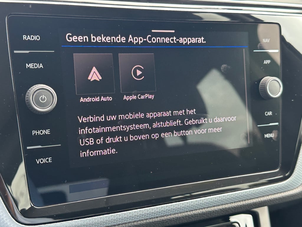 Volkswagen Touran 1.5 tsi comfortline 7-persoons | keyless | navi | camera 