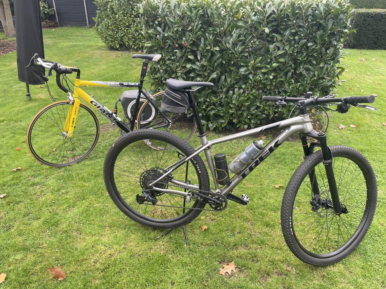 Zeer mooie mountainbike met gratis racefiets