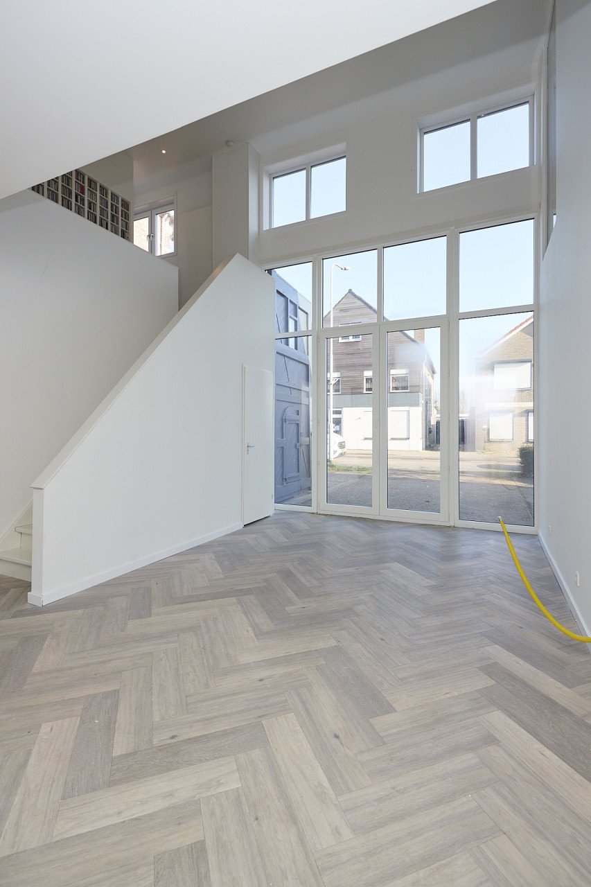 Bijzondere woning te koop Koewacht