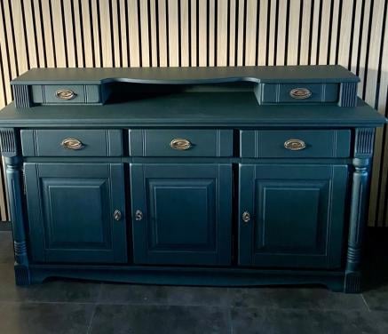 Gerestylde dressoir donker groen