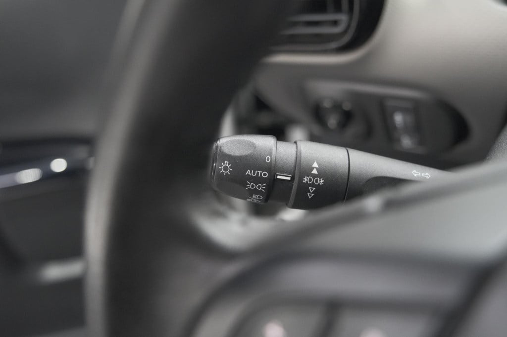 Citroen C4 Cactus puretech 110 business | trekhaak | apple carplay | parkee