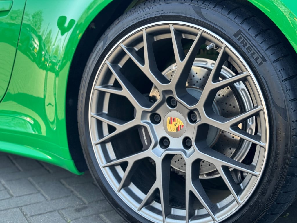 Porsche 911 992 3.0 carrera * aerokit * spyder wheels 21