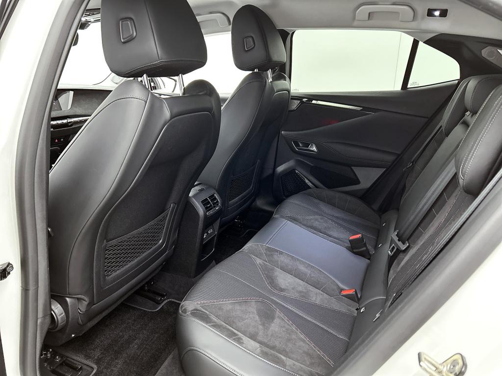 Ds Ds 4 e-tense 225pk automaat performance line+